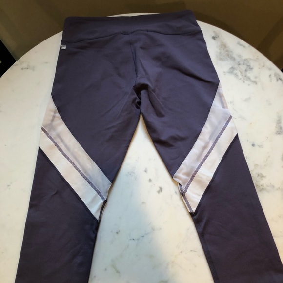 Fabletics purple and white Capri workout pants M - Picture 3 of 4